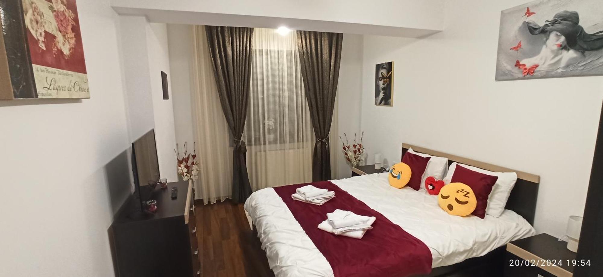 Апартаменты Cozy Magic House - Unirii Square Бухарест Экстерьер фото